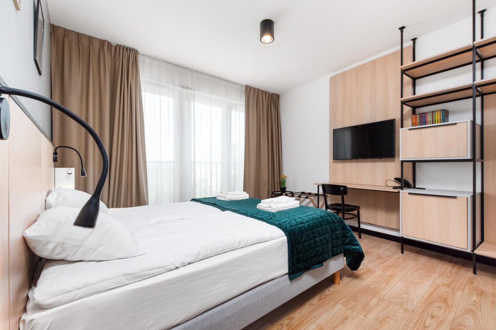 Zamoyskiego 37 By Homeprime Warszawa Exteriör bild