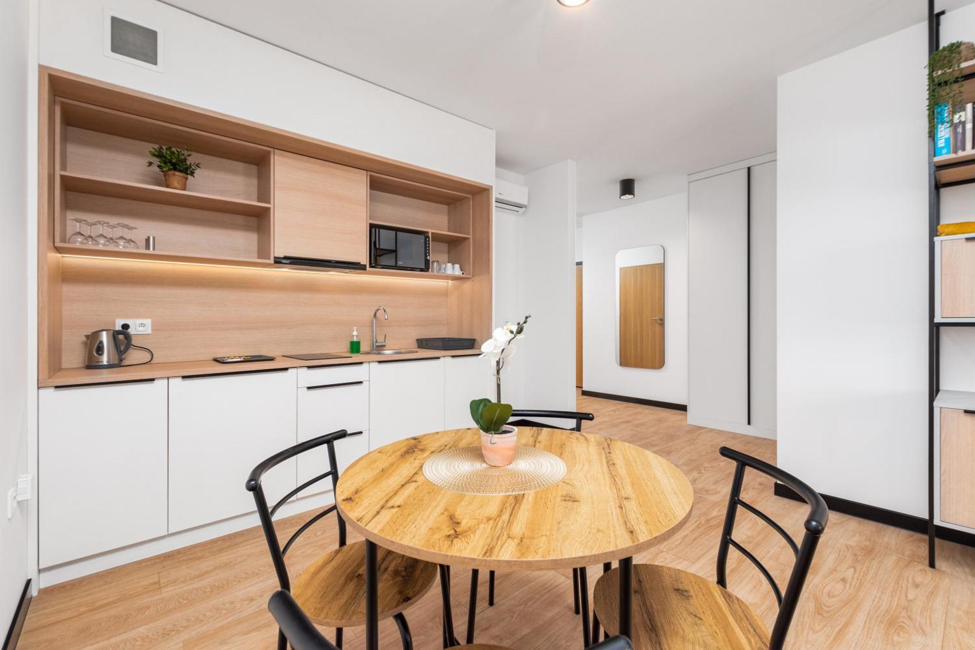 Zamoyskiego 37 By Homeprime Warszawa Exteriör bild