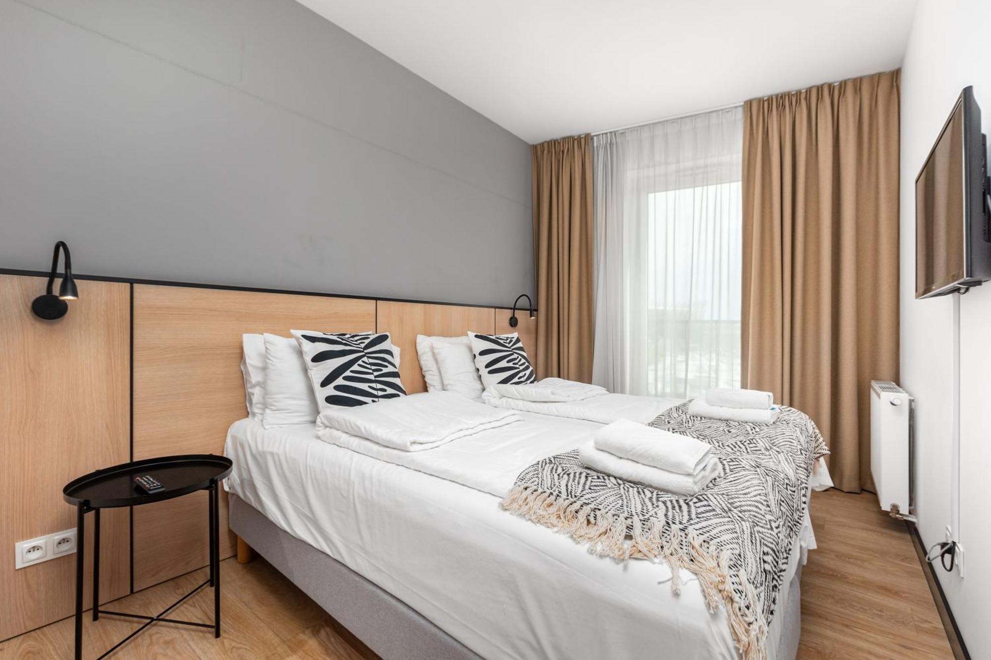 Zamoyskiego 37 By Homeprime Warszawa Exteriör bild